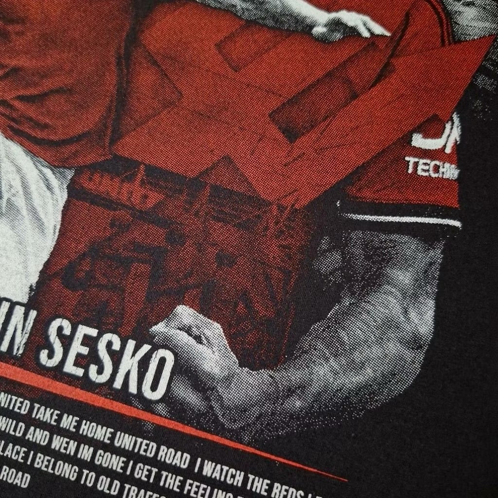 Red devil tee